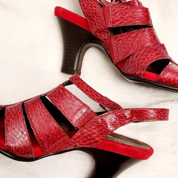 Aerosoles Heels - Size 9 - Picture 3 of 6